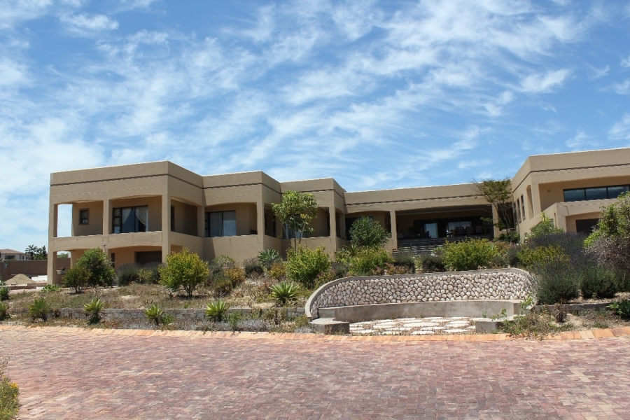 4 Bedroom Property for Sale in Myburgh Park Western Cape